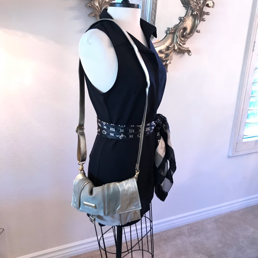 ♦️90% OFF! JIMMY CHOO Metallic Gold Leather and Snake EXPANDABLE CLUTCH - Picture 8 of 8